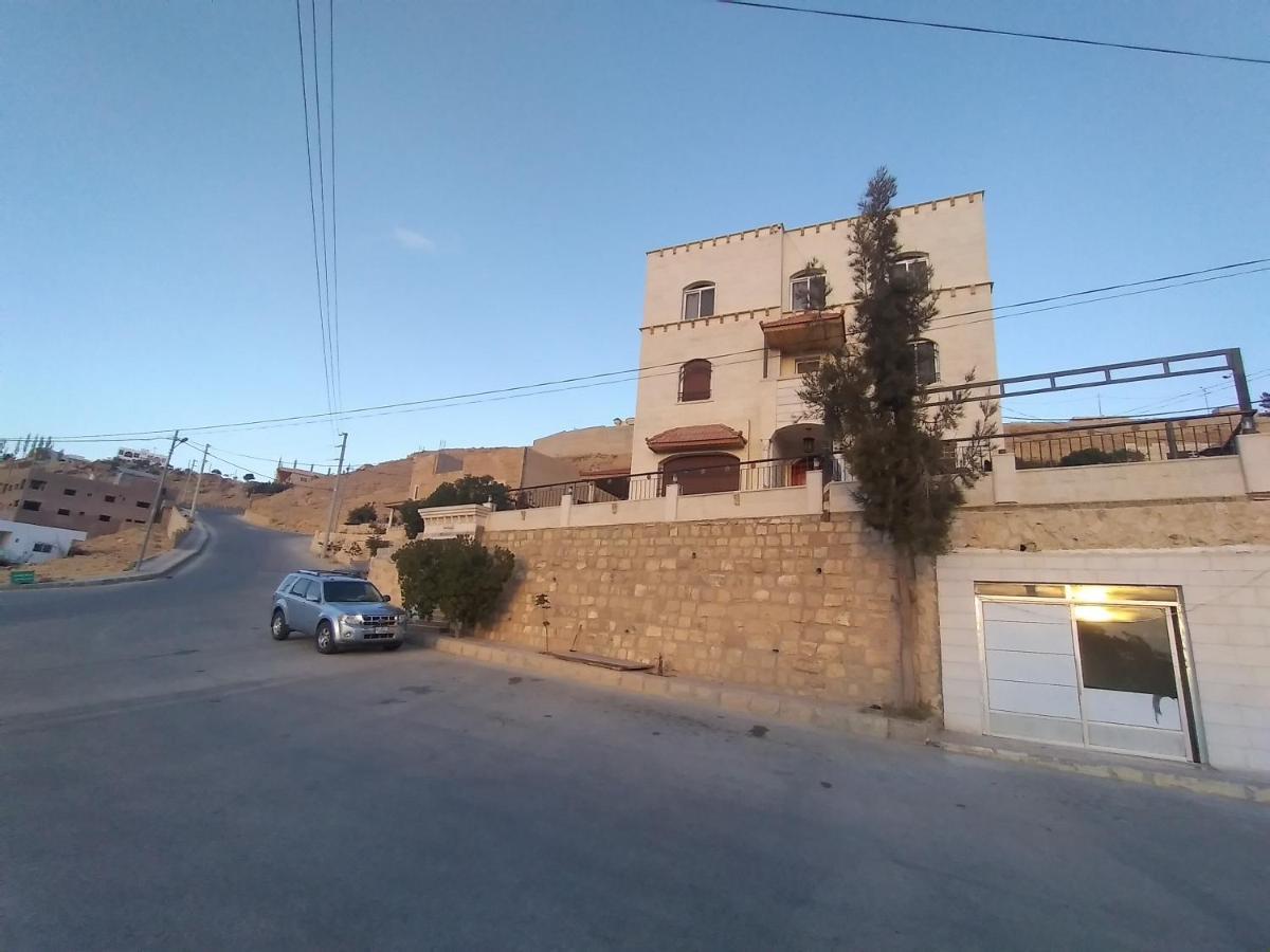 Petra Inn House Wadi Musa Extérieur photo
